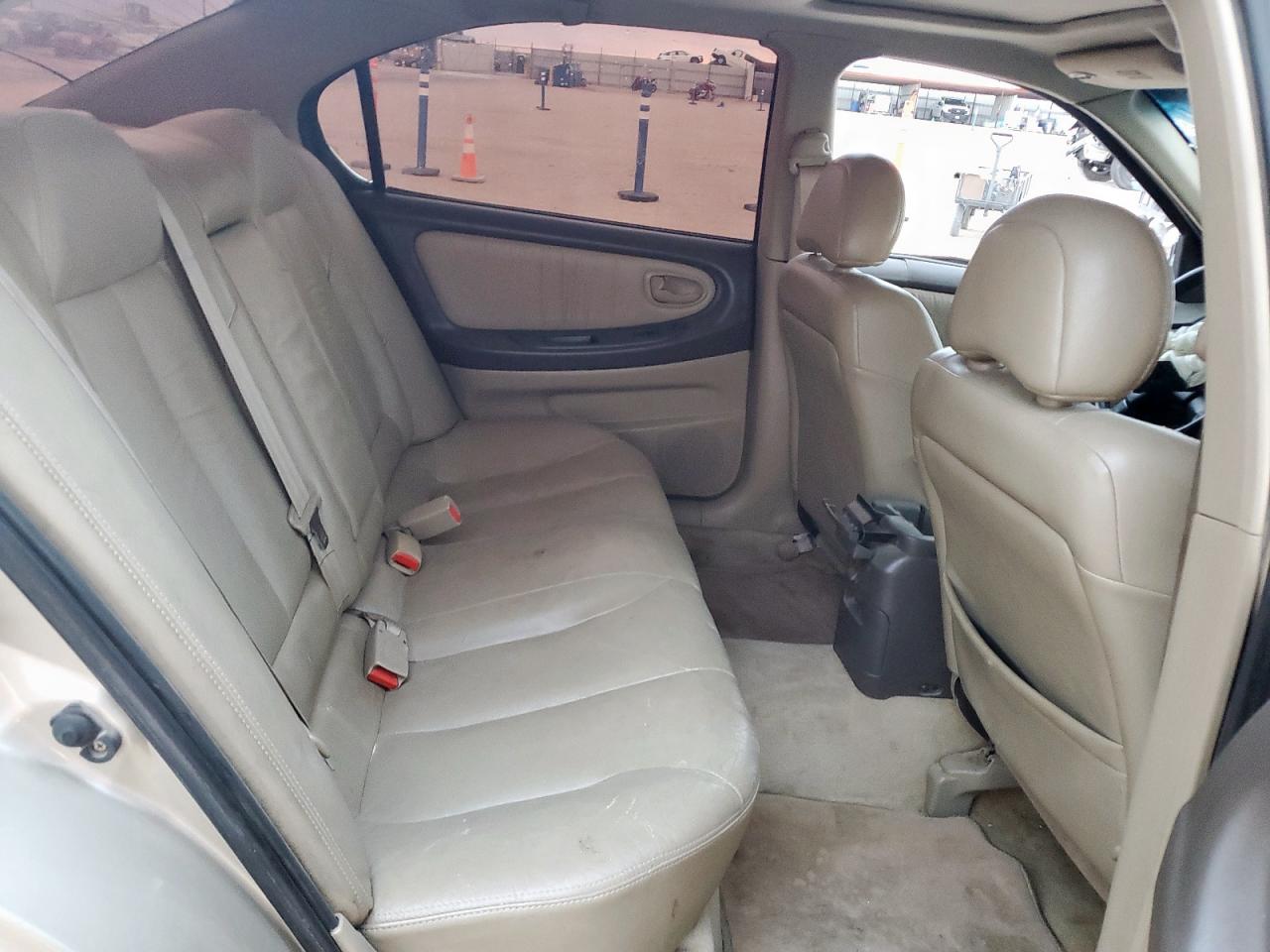 2000 Nissan Maxima Gle VIN: JN1CA31D3YT557317 Lot: 86238125