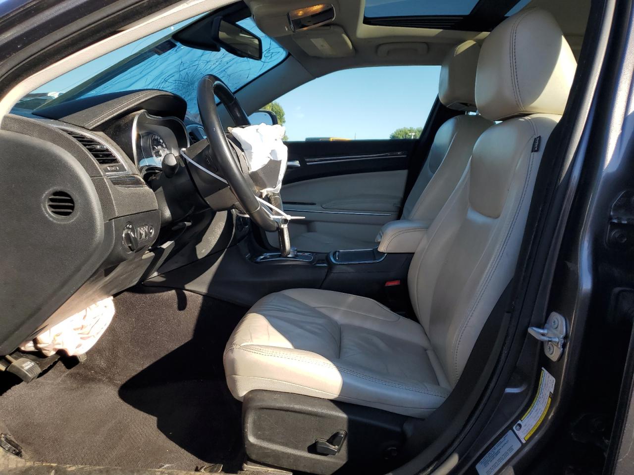 2017 Chrysler 300 Limited VIN: 2C3CCAAG4HH661855 Lot: 84787075