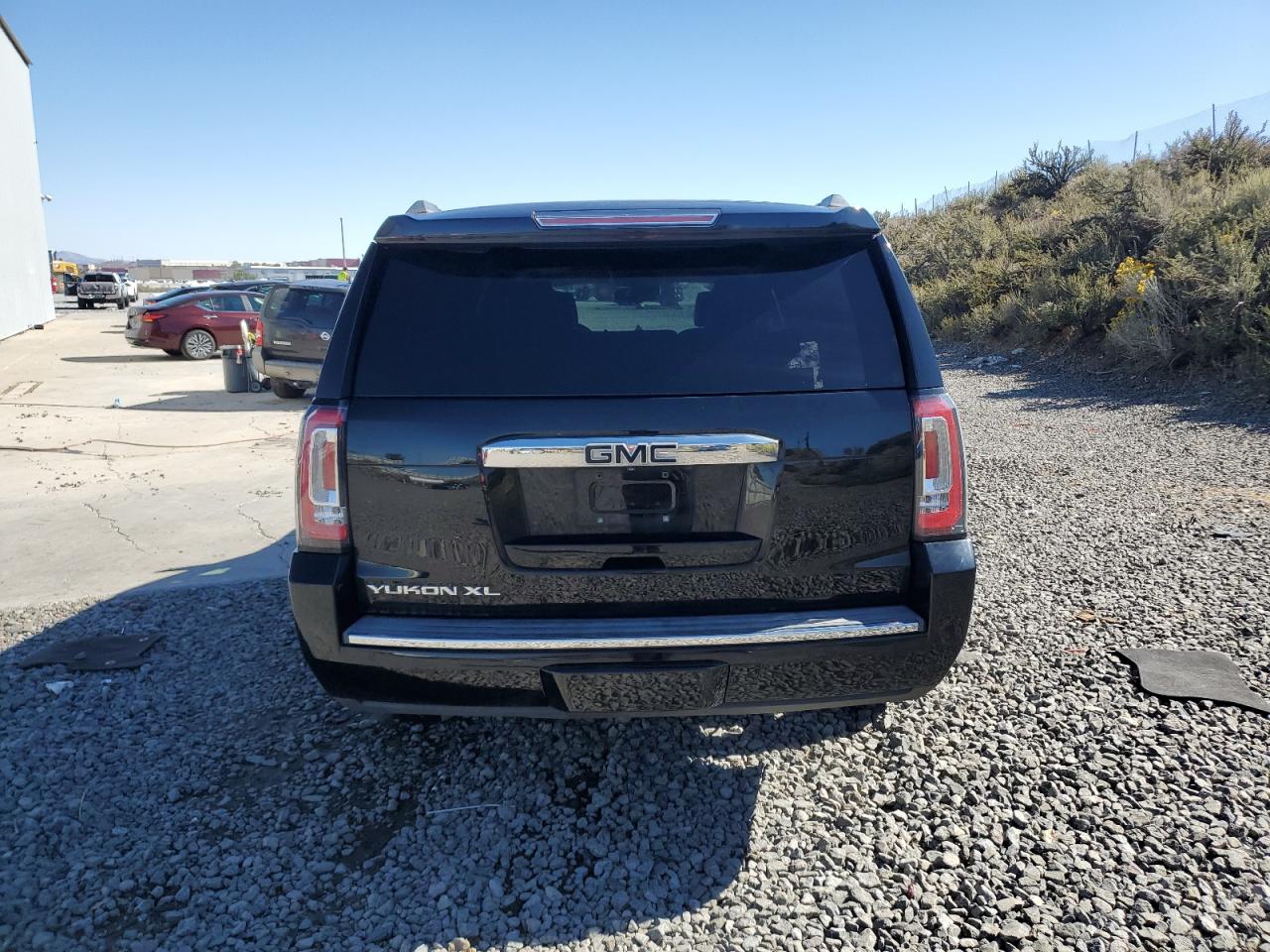 2016 GMC Yukon Xl Denali VIN: 1GKS2HKJ0GR262182 Lot: 84069445
