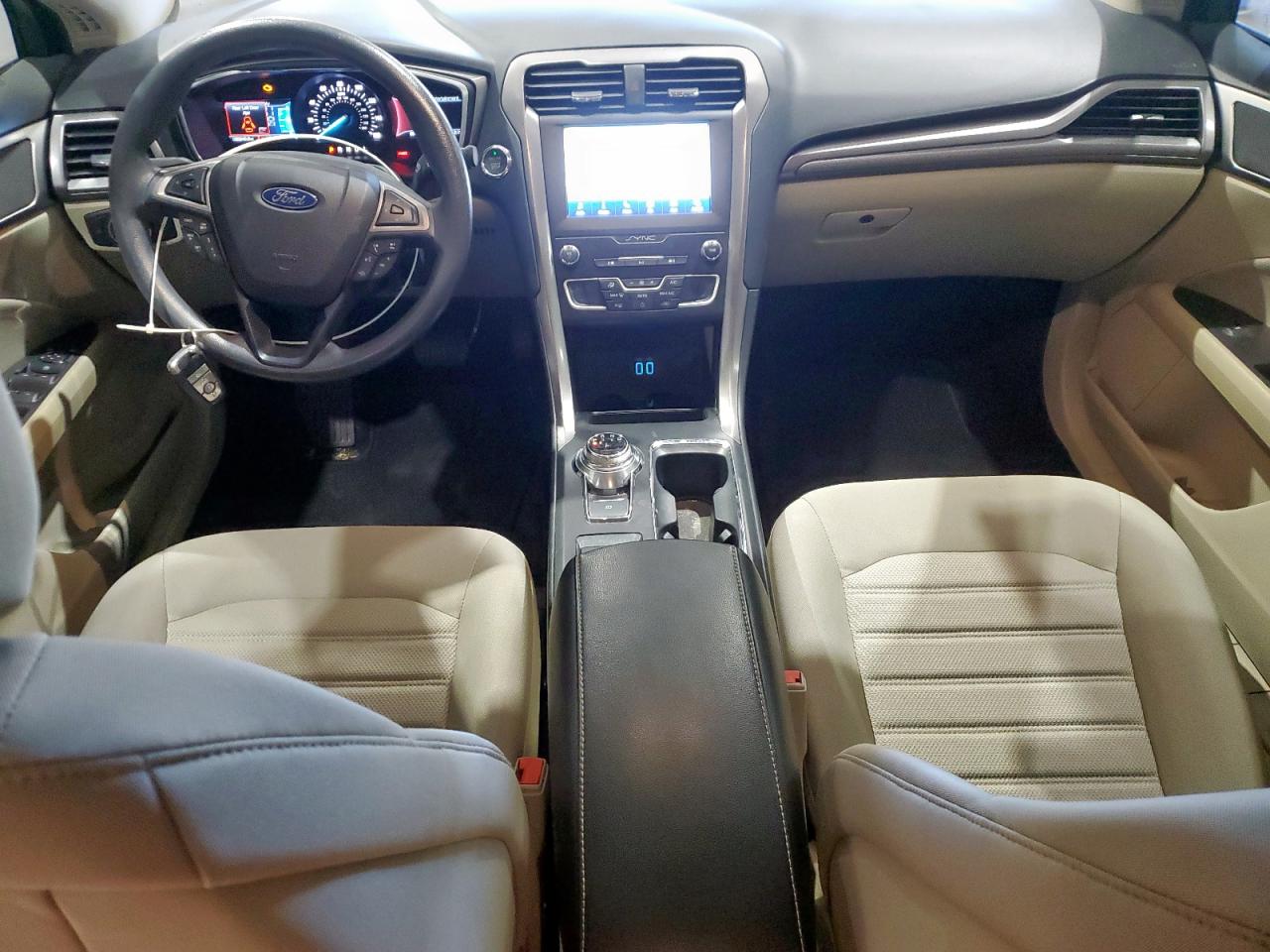 2020 Ford Fusion Se VIN: 3FA6P0HDXLR263216 Lot: 90723015