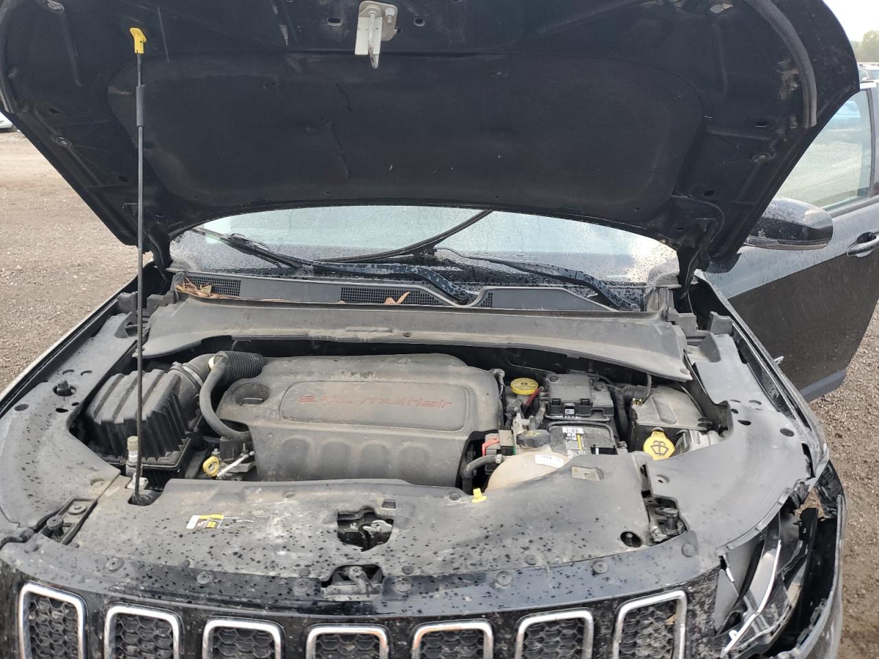 2018 Jeep Compass Limited VIN: 3C4NJCCB4JT468125 Lot: 86213175