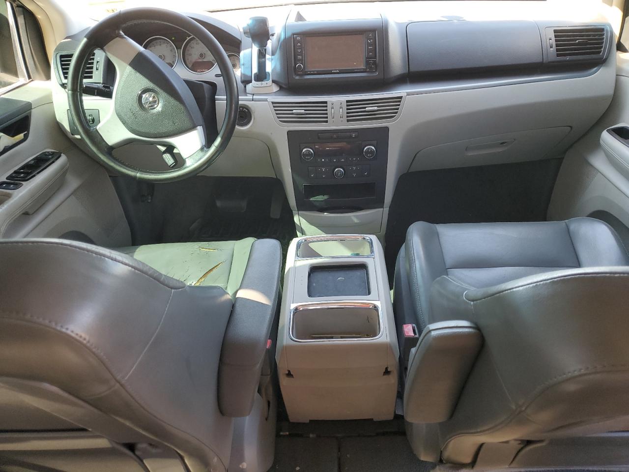 2010 Volkswagen Routan Sel VIN: 2V4RW5DX7AR199359 Lot: 81923815