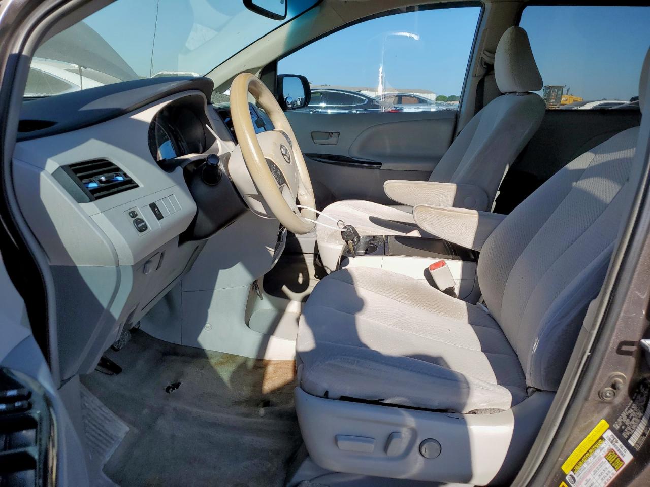 2013 Toyota Sienna Le VIN: 5TDKK3DC3DS331974 Lot: 82436305