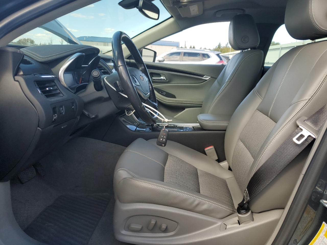 2018 Chevrolet Impala Lt VIN: 2G1105S31J9151261 Lot: 82384875