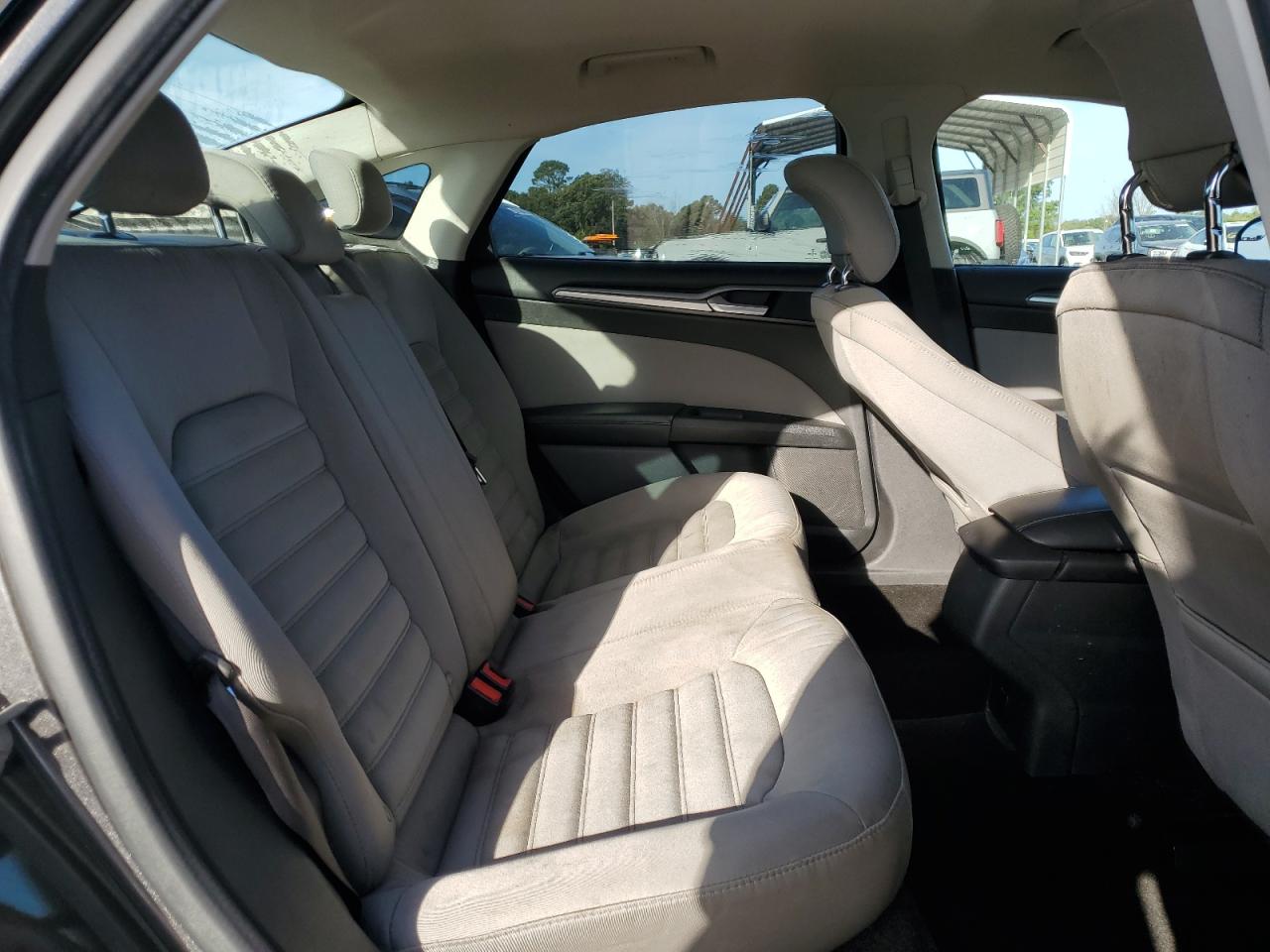 2015 Ford Fusion S VIN: 3FA6P0G78FR157699 Lot: 85158125