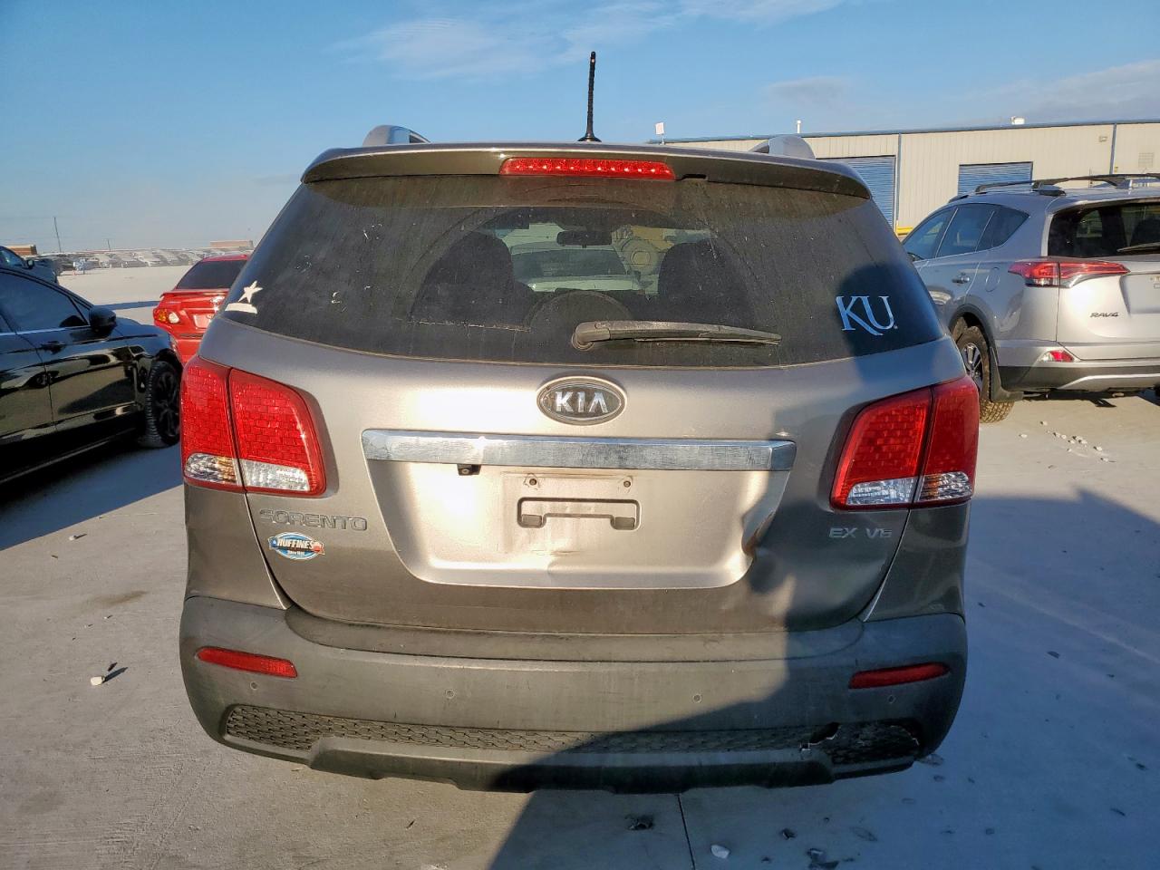 2011 Kia Sorento Ex VIN: 5XYKU4A25BG036820 Lot: 86281125