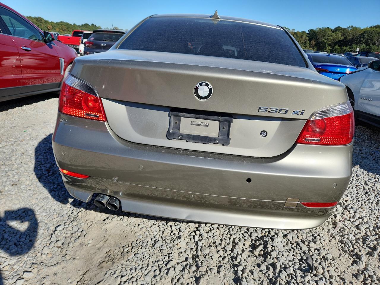 Фото: WBANF735X6CU20647