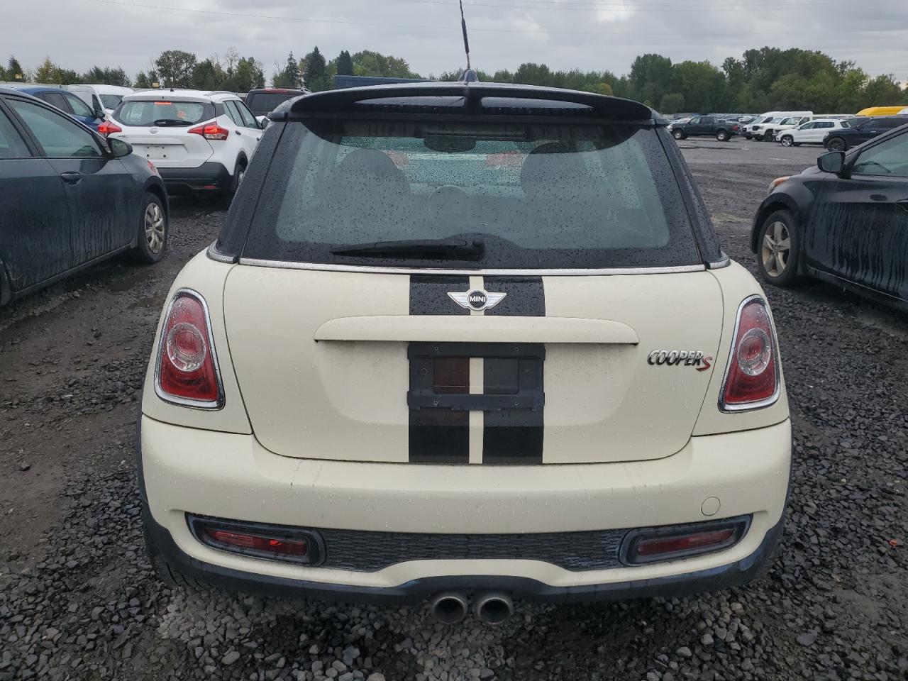 2011 Mini Cooper S VIN: WMWSV3C59BTY11121 Lot: 84941235