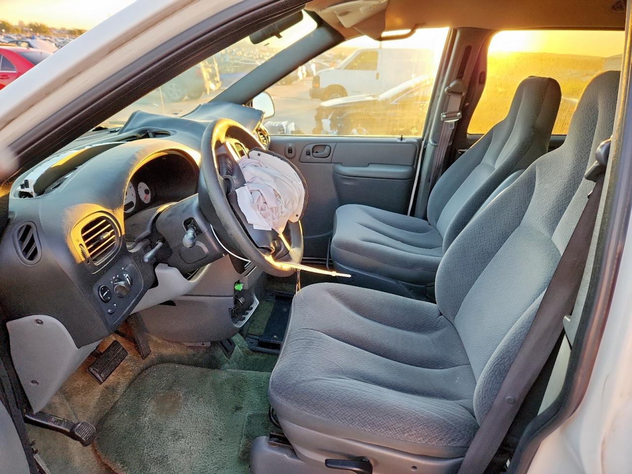 2004 Dodge Grand Caravan Se VIN: 1D4GP24R04B602358 Lot: 85598645