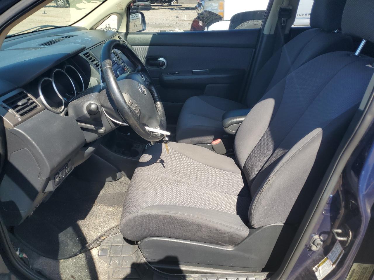 2008 Nissan Versa S VIN: 3N1BC13E18L419831 Lot: 81968965