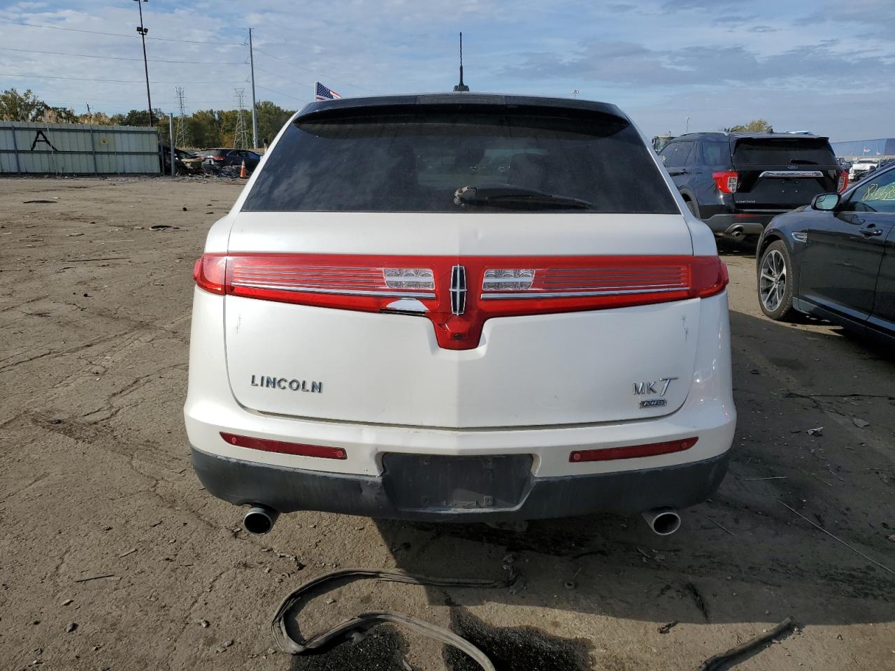 2010 Lincoln Mkt VIN: 2LMHJ5AR1ABJ14003 Lot: 86773465