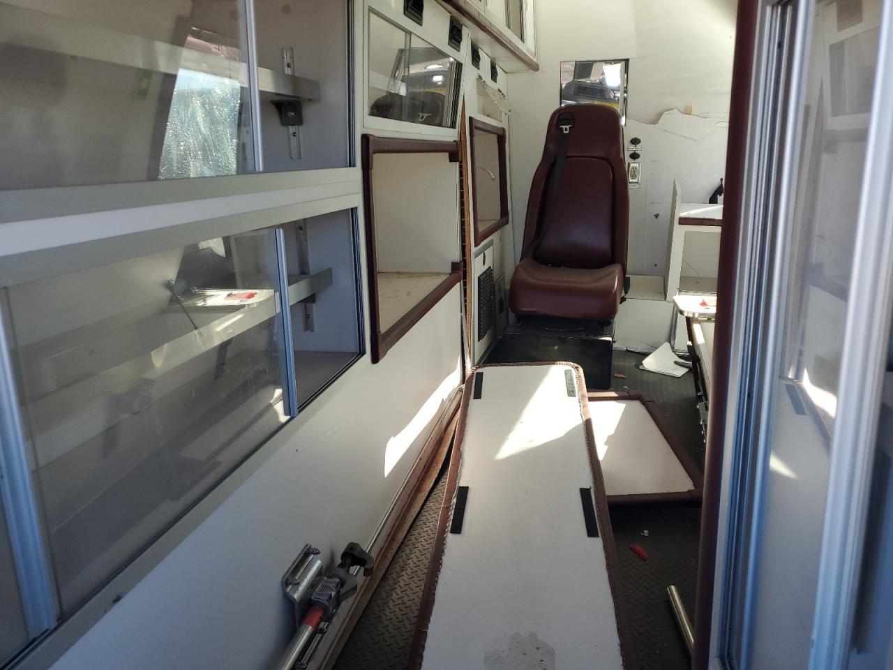 2018 Ford Transit T-350 VIN: 1FDBW3XV4JKA03947 Lot: 89859475