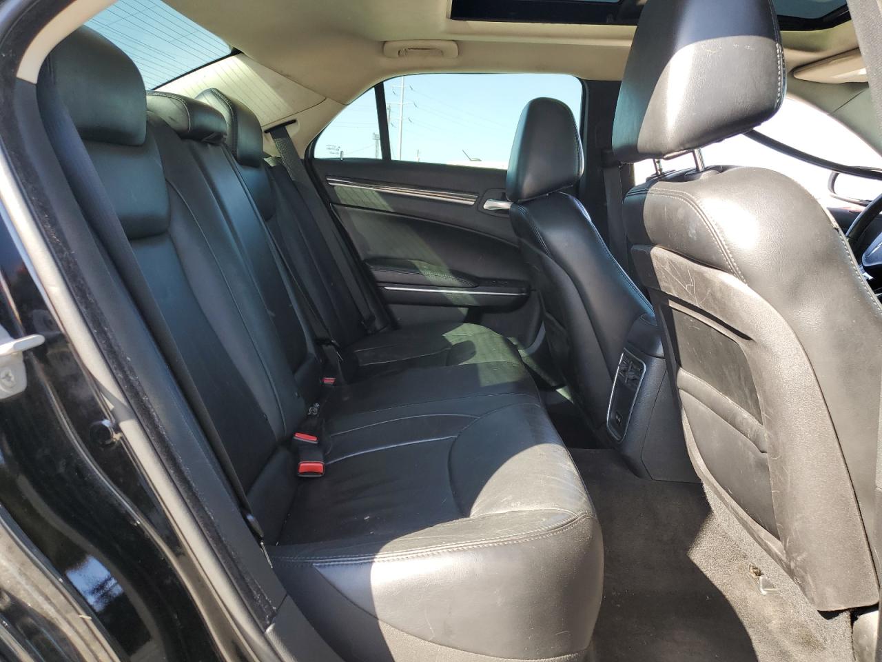 2015 Chrysler 300 Limited VIN: 2C3CCAAG4FH763024 Lot: 85169285