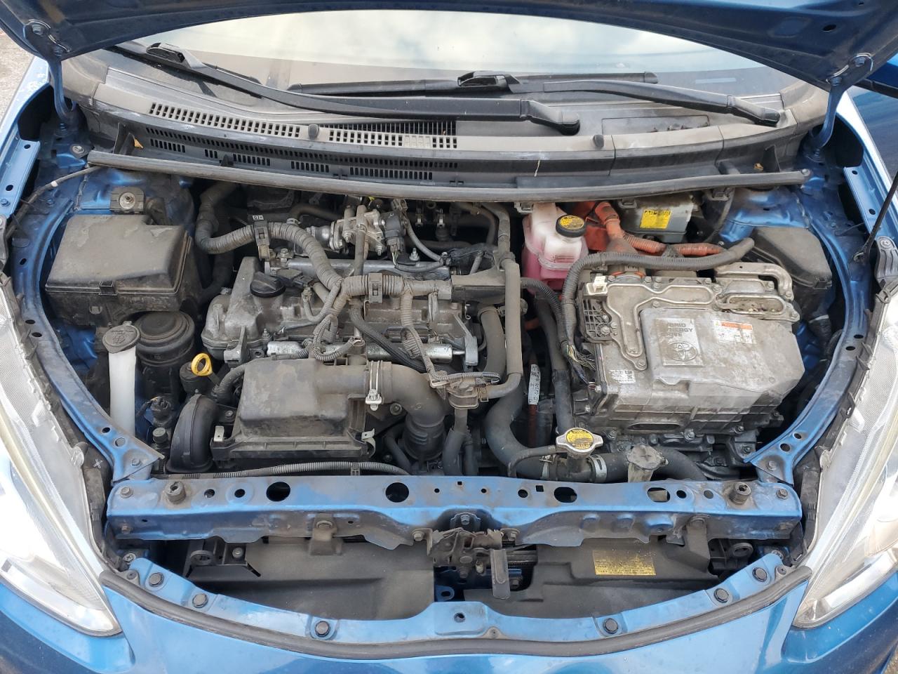 2015 Toyota Prius C VIN: JTDKDTB35F1586820 Lot: 86484815