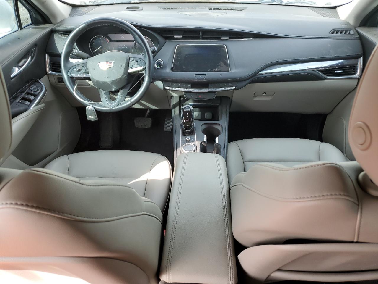 2021 Cadillac Xt4 Luxury VIN: 1GYAZAR46MF000913 Lot: 85137845