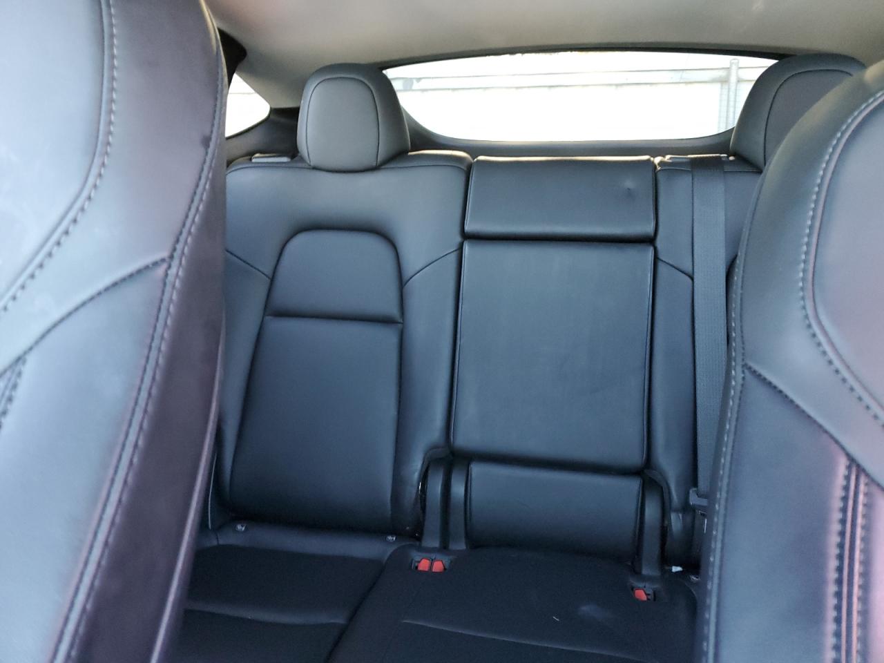 2022 Tesla Model Y VIN: 7SAYGDEF2NF346498 Lot: 89624865