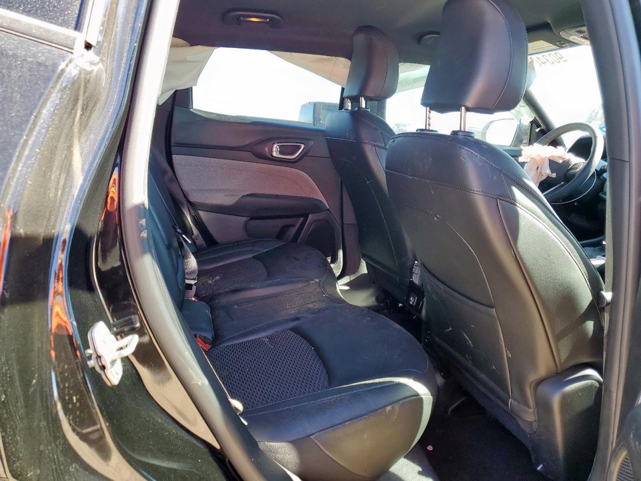 2025 Jeep Compass Latitude VIN: 3C4NJDBN3ST562029 Lot: 90340665