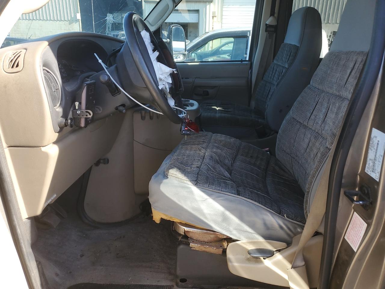 2003 Ford Econoline E350 Super Duty Van VIN: 1FDSE34F93HA65943 Lot: 84936515