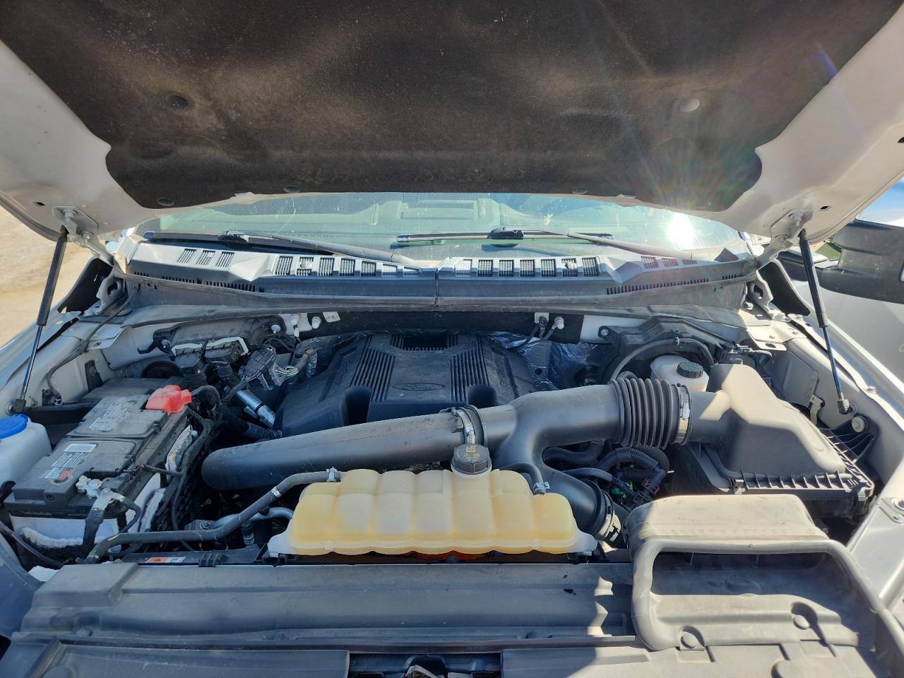 2018 Ford F150 Supercrew VIN: 1FTFW1EG4JFB85916 Lot: 85382005