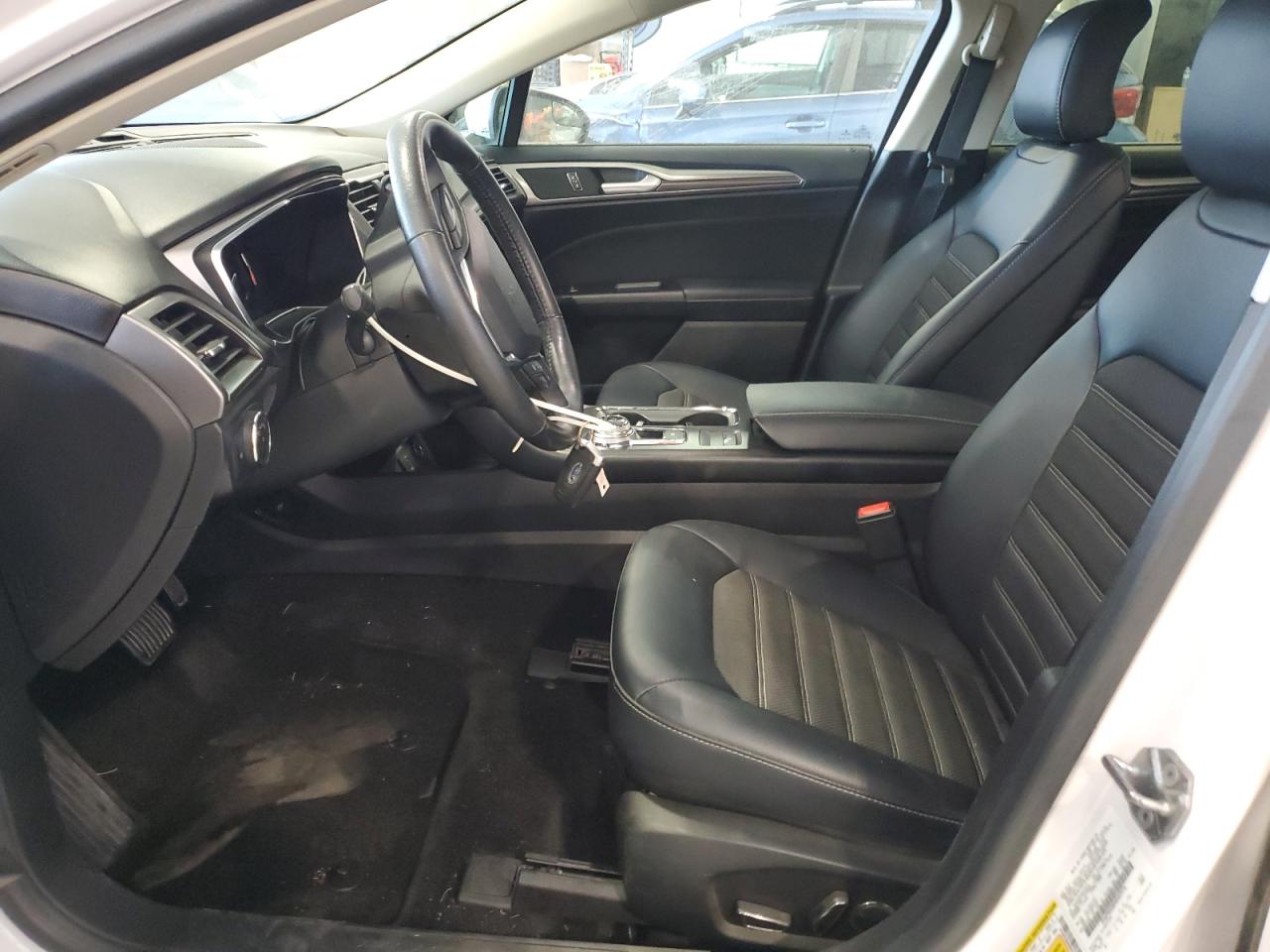 2017 Ford Fusion Se VIN: 3FA6P0HD8HR402976 Lot: 84820915