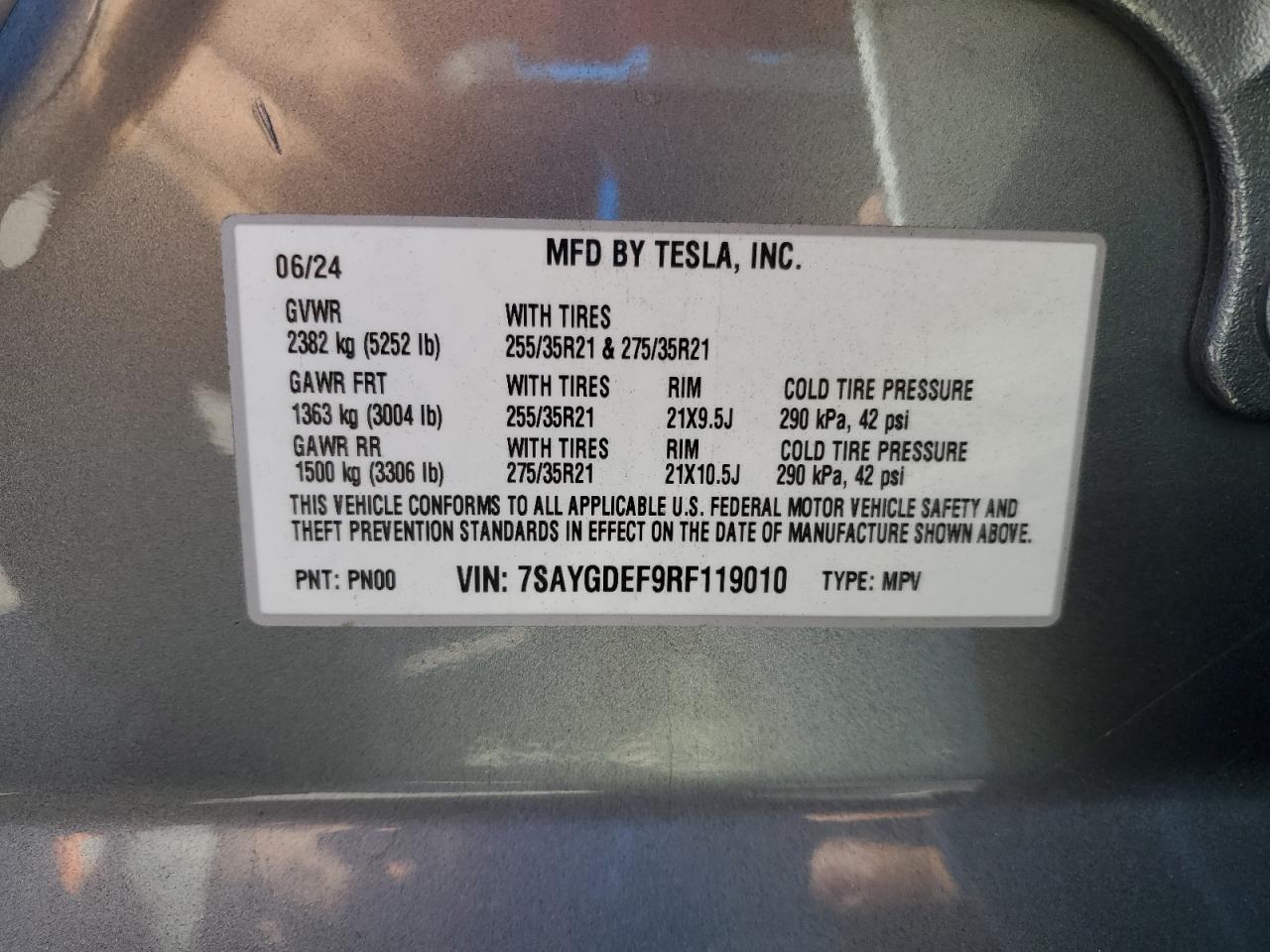 2024 Tesla Model Y VIN: 7SAYGDEF9RF119010 Lot: 85004255