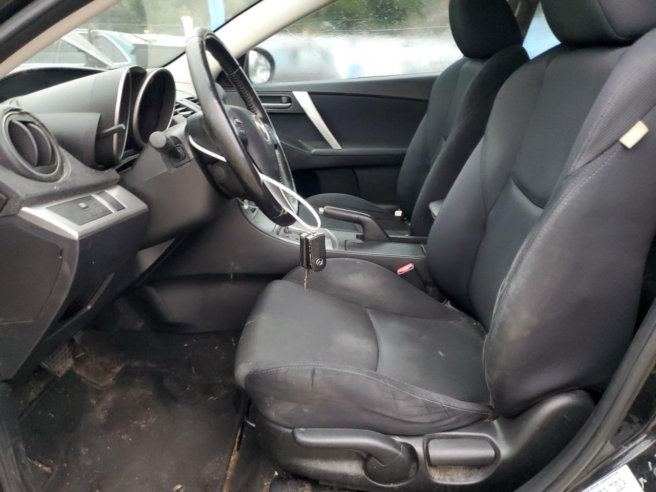 2010 Mazda 3 S VIN: JM1BL1S54A1147304 Lot: 82487385