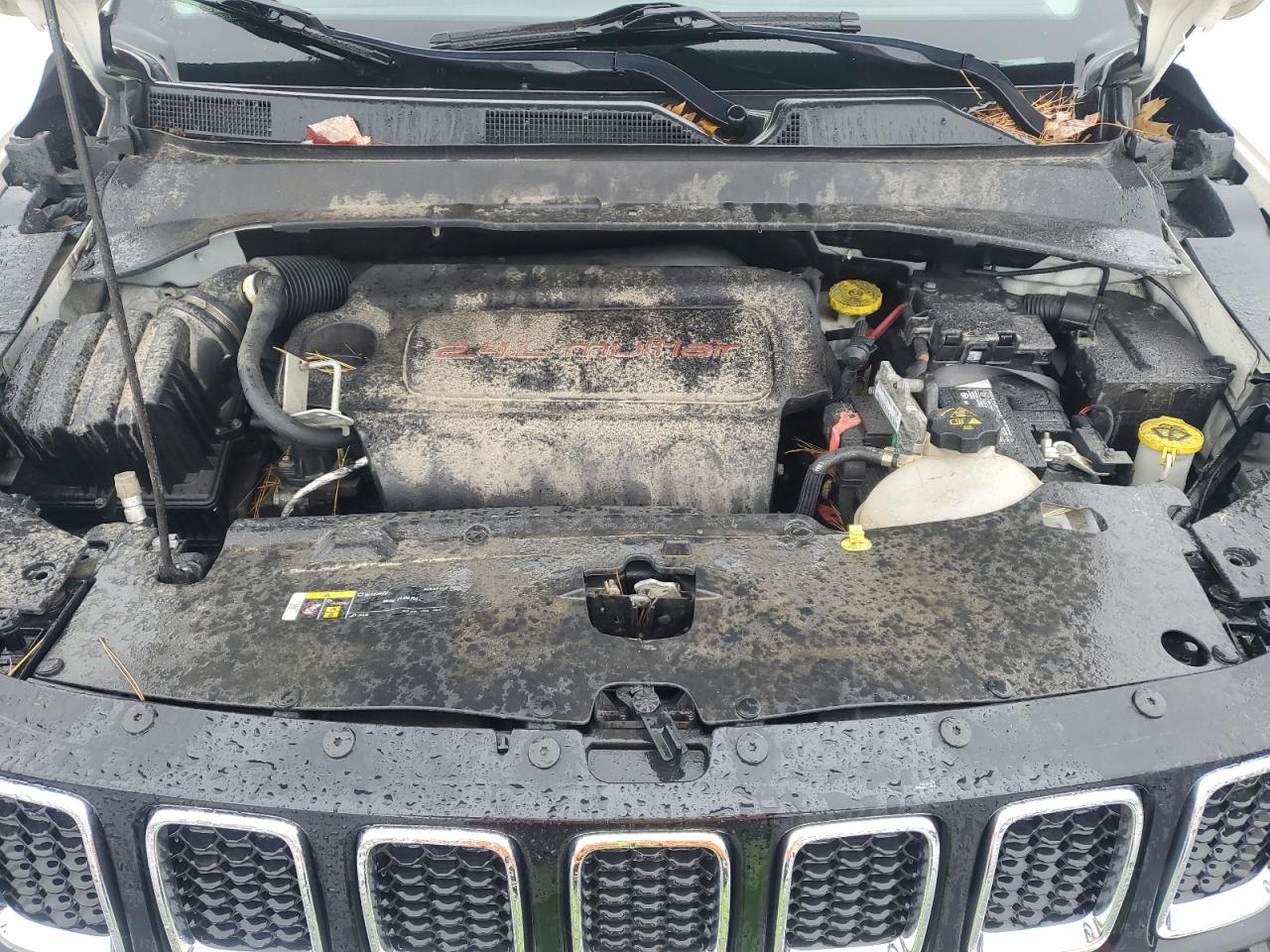 2018 Jeep Compass Latitude VIN: 3C4NJDBB2JT485481 Lot: 87071105