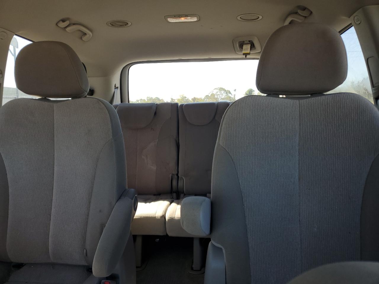 2012 Kia Sedona Lx VIN: KNDMG4C70C6454070 Lot: 87392825