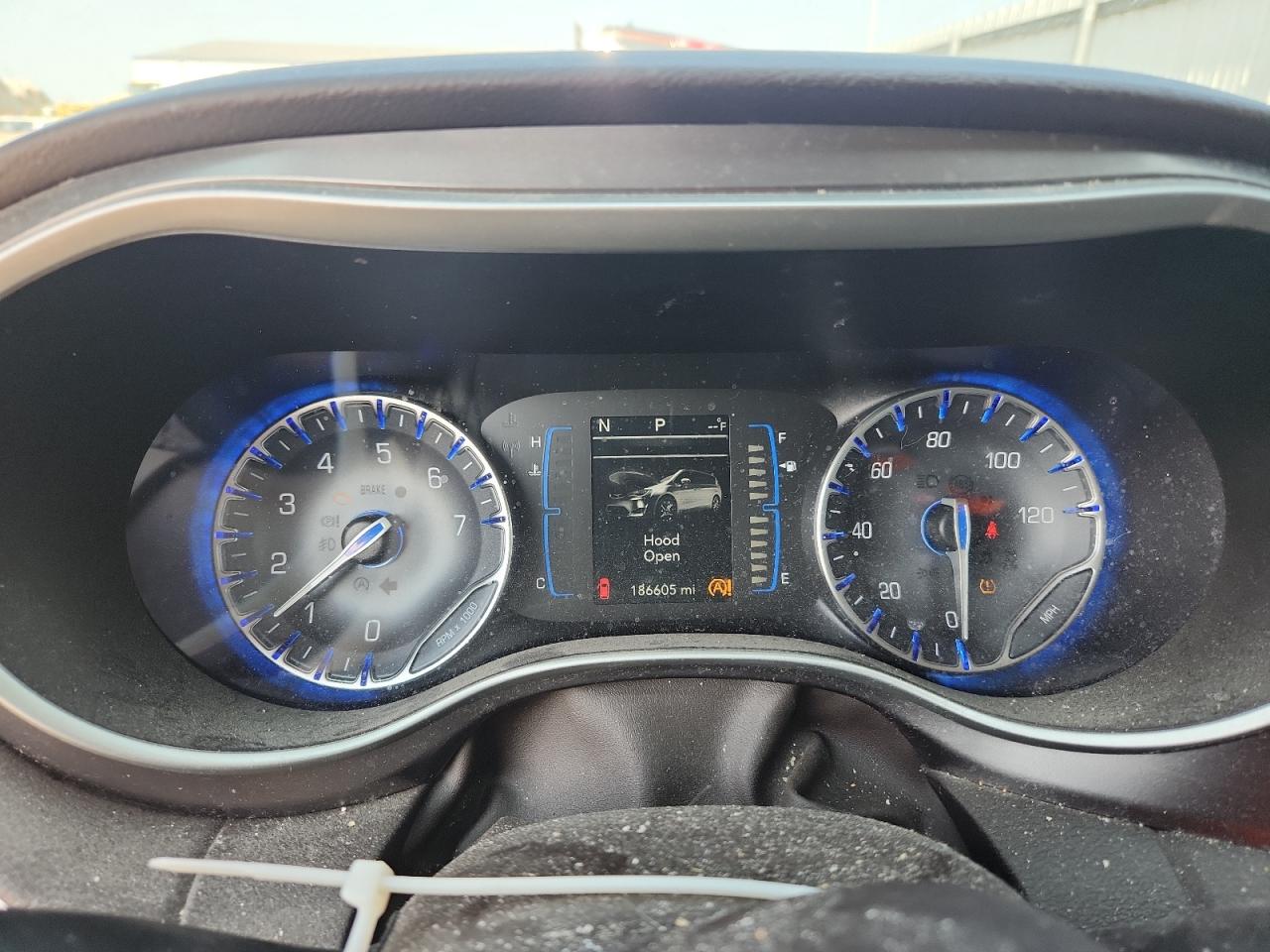 2017 Chrysler Pacifica Touring L VIN: 2C4RC1BG6HR739499 Lot: 81999025