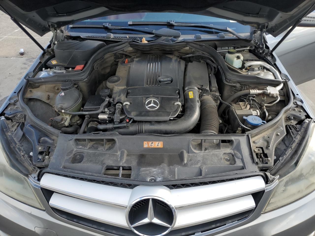 2013 Mercedes-Benz C 250 VIN: WDDGJ4HB3DG093611 Lot: 89520895