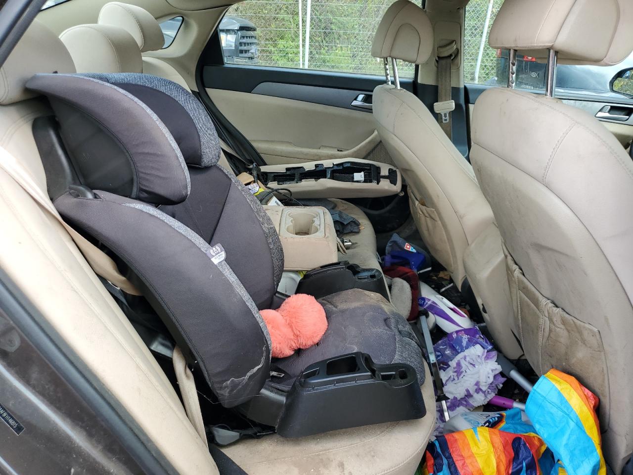 2015 Hyundai Sonata Se VIN: 5NPE24AF8FH146815 Lot: 82354025