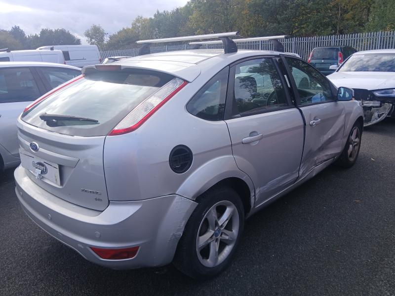 2011 FORD FOCUS 1.6 ZETEC 5DR
