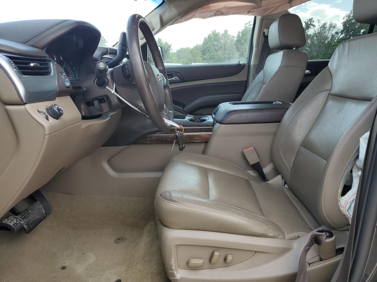 2018 Chevrolet Suburban C1500 Lt VIN: 1GNSCHKC3JR380266 Lot: 84815695