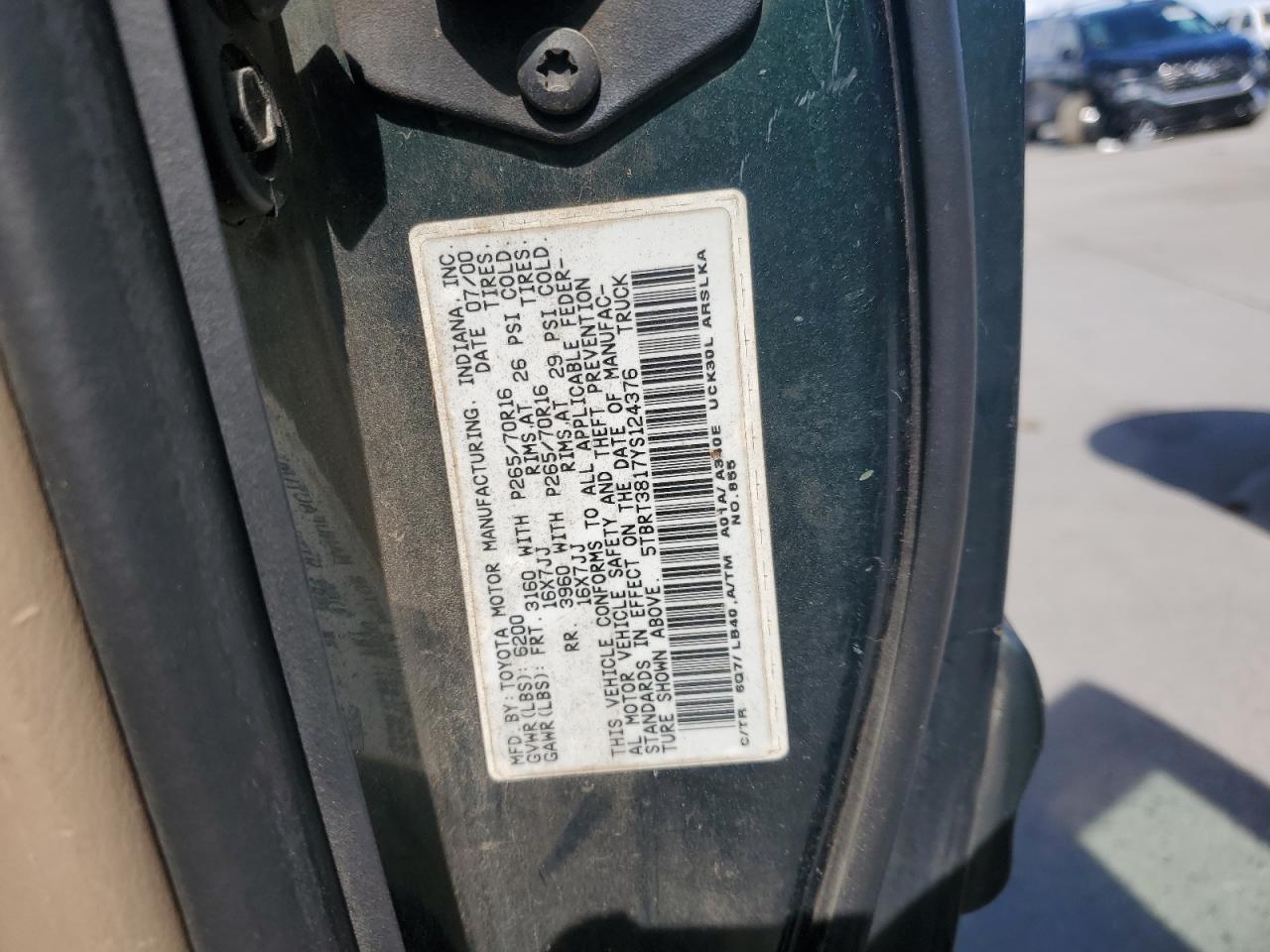 2000 Toyota Tundra Access Cab Limited VIN: 5TBRT3817YS124376 Lot: 85721315