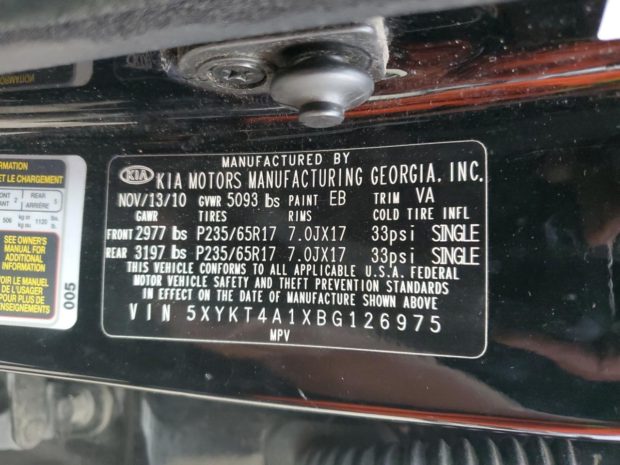 2011 Kia Sorento Base VIN: 5XYKT4A1XBG126975 Lot: 82418165