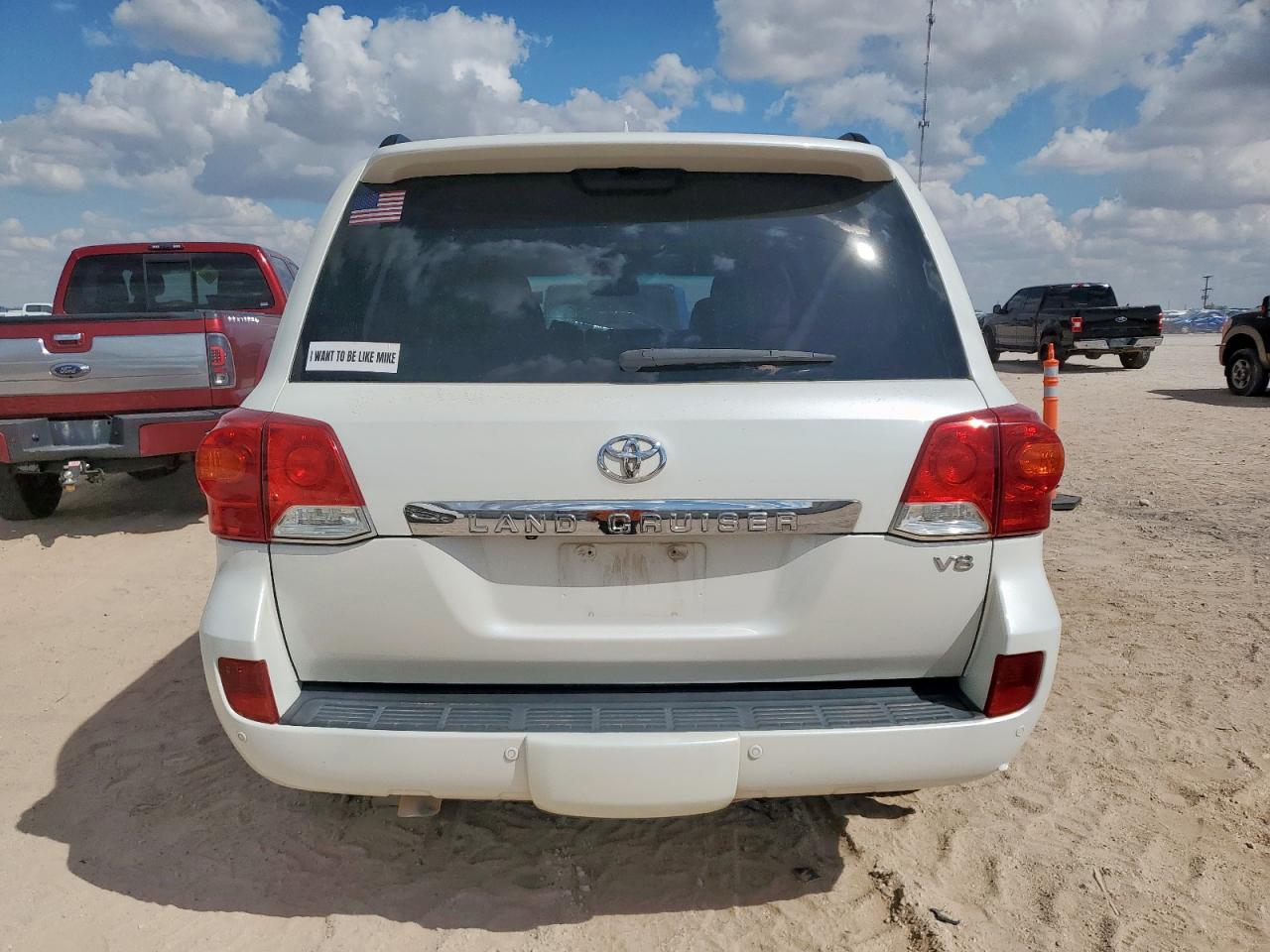 2014 Toyota Land Cruiser VIN: JTMHY7AJ2E4024392 Lot: 85937895