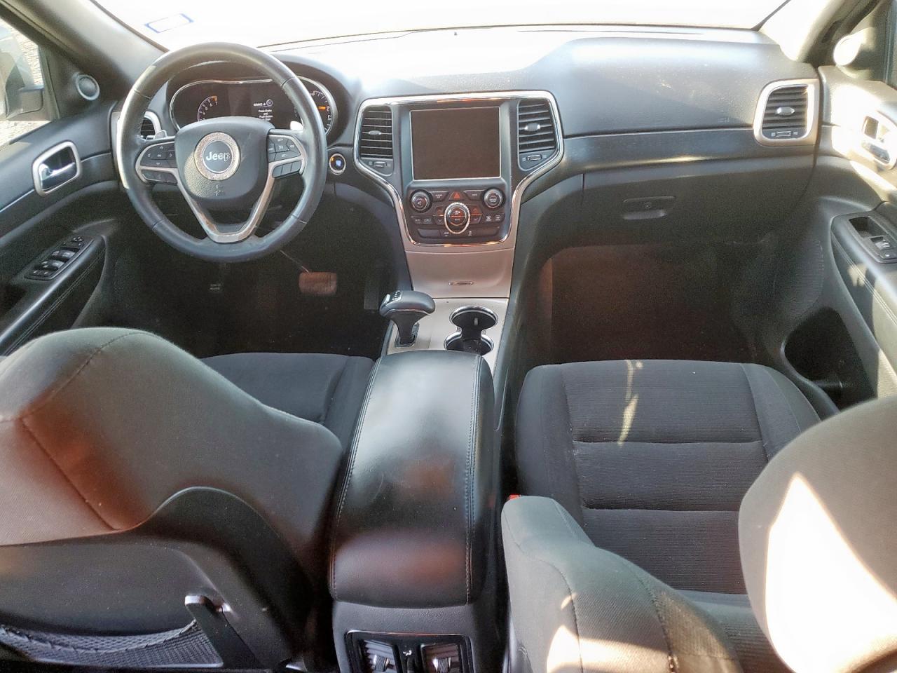 2015 Jeep Grand Cherokee Laredo VIN: 1C4RJEAG2FC915226 Lot: 85948165