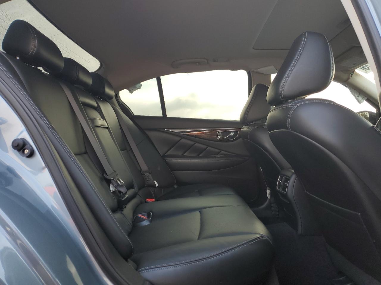 2014 Infiniti Q50 Base VIN: JN1BV7AR2EM705031 Lot: 85686275