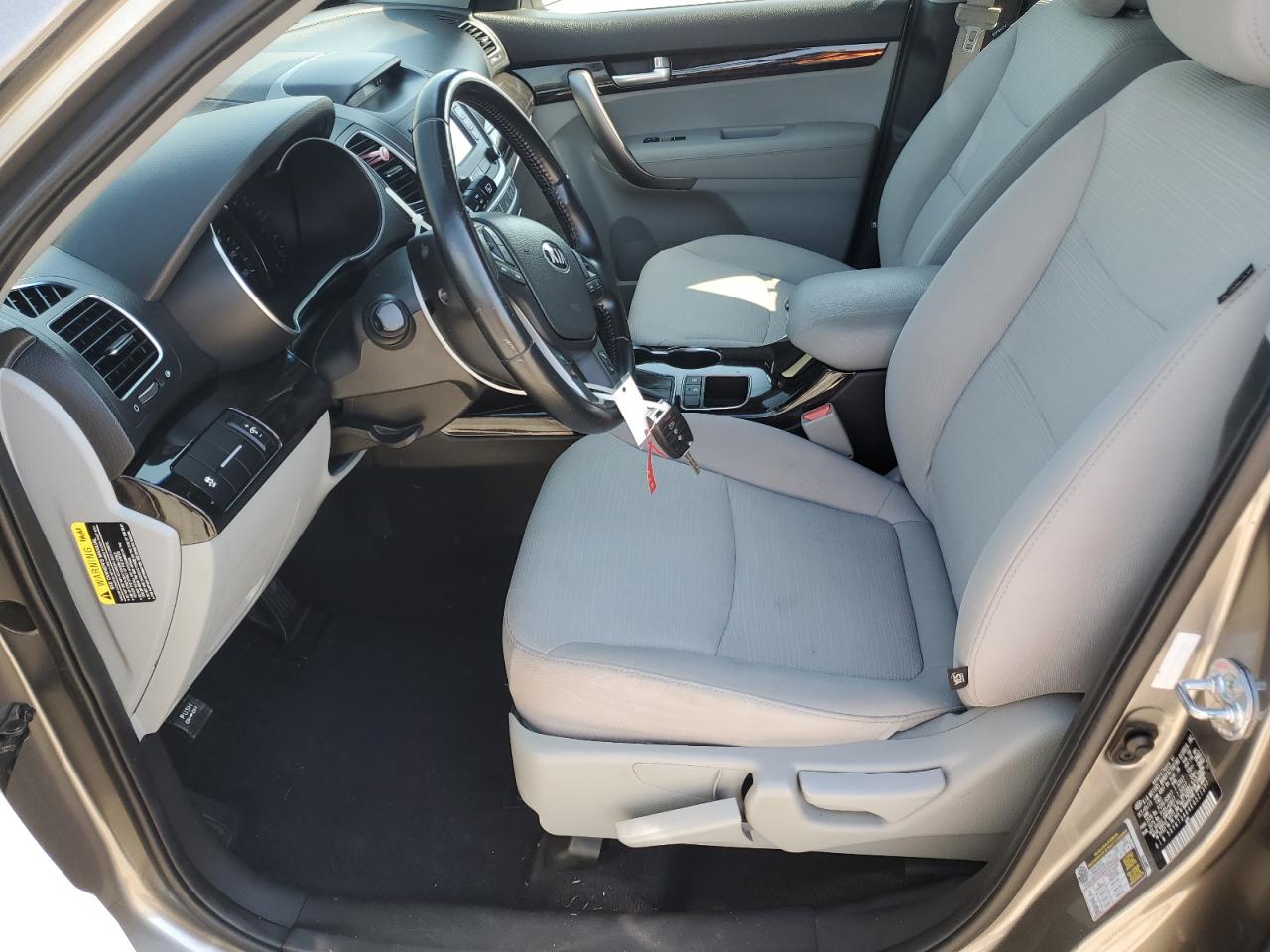 2014 Kia Sorento Lx VIN: 5XYKT3A64EG521387 Lot: 84585285