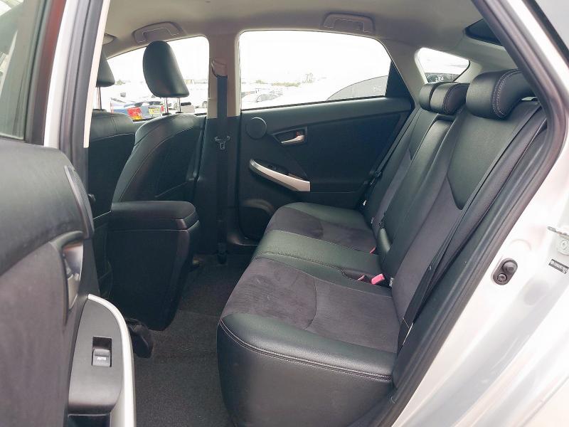 2014 TOYOTA PRIUS T SPIRIT VVT-I CVT 