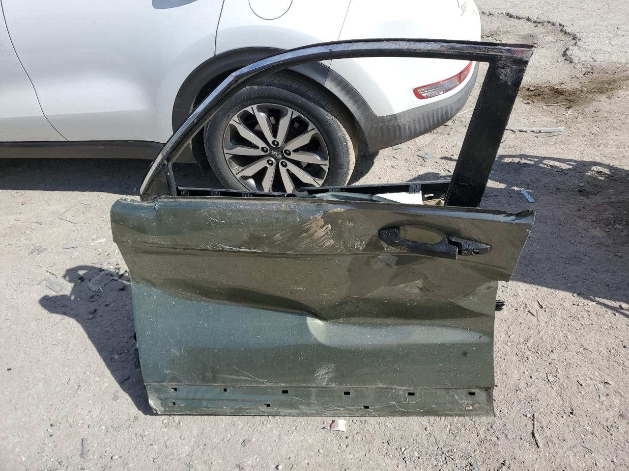 2007 Honda Cr-V Lx VIN: JHLRE48397C063737 Lot: 82582155