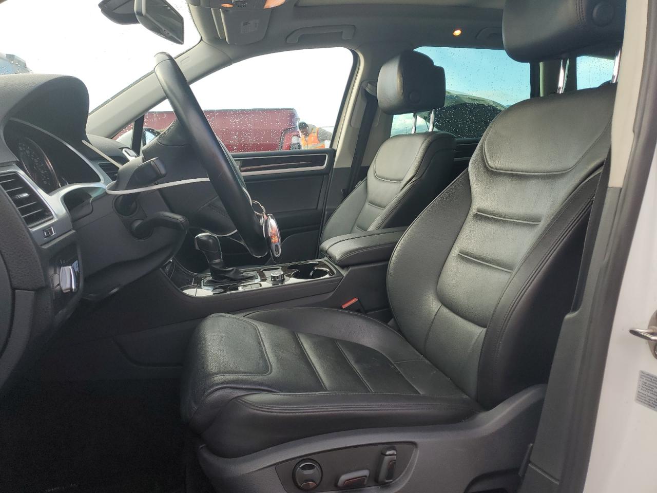 2013 Volkswagen Touareg V6 Tdi VIN: WVGEP9BP3DD004067 Lot: 85921655