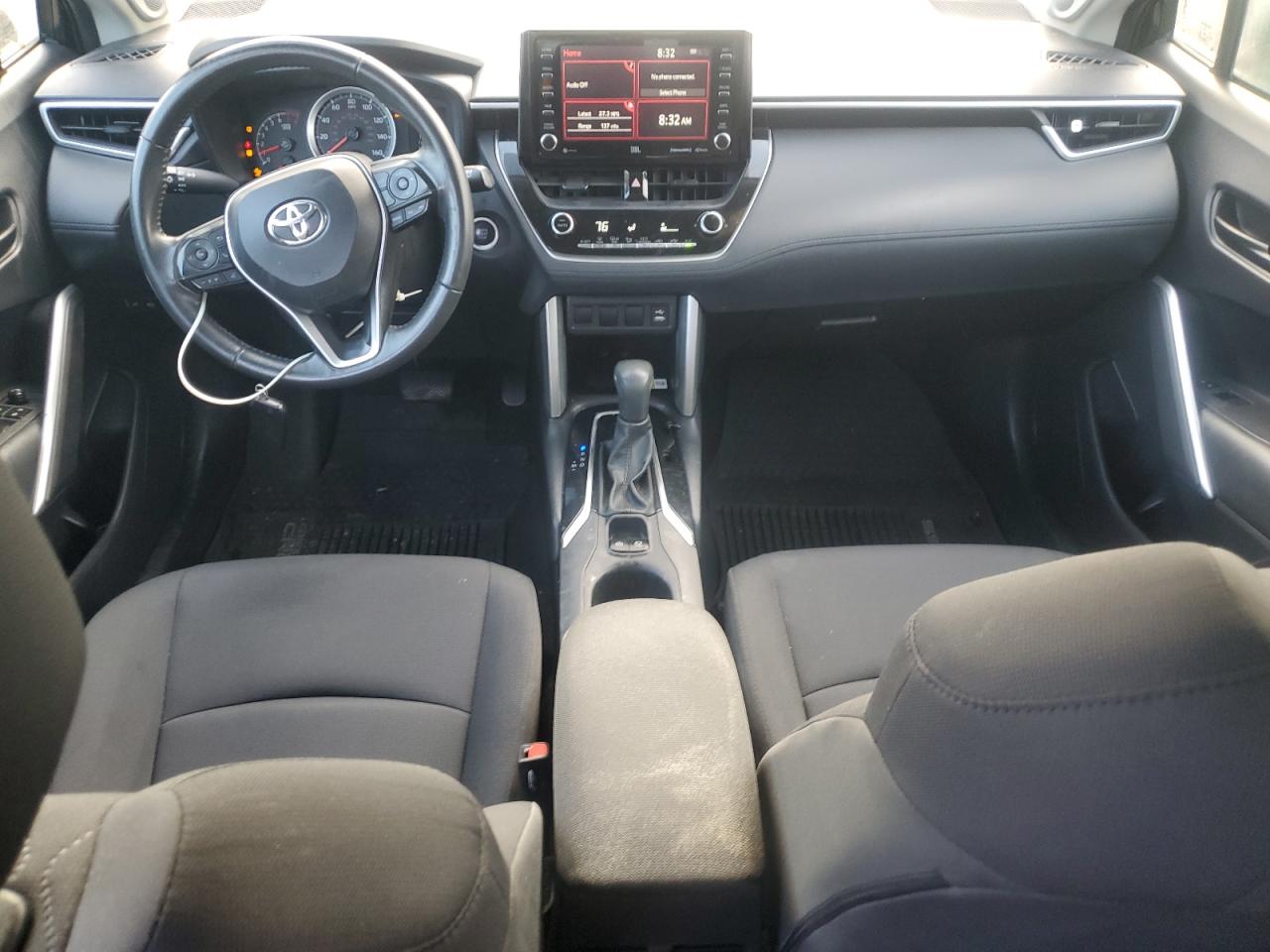 2022 Toyota Corolla Cross Le VIN: 7MUBAABG6NV005221 Lot: 86443625