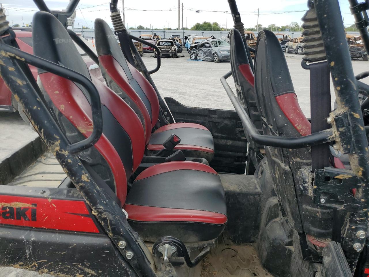 2024 Kawasaki Krt800 L VIN: JKBRTCL16RB502359 Lot: 85850265