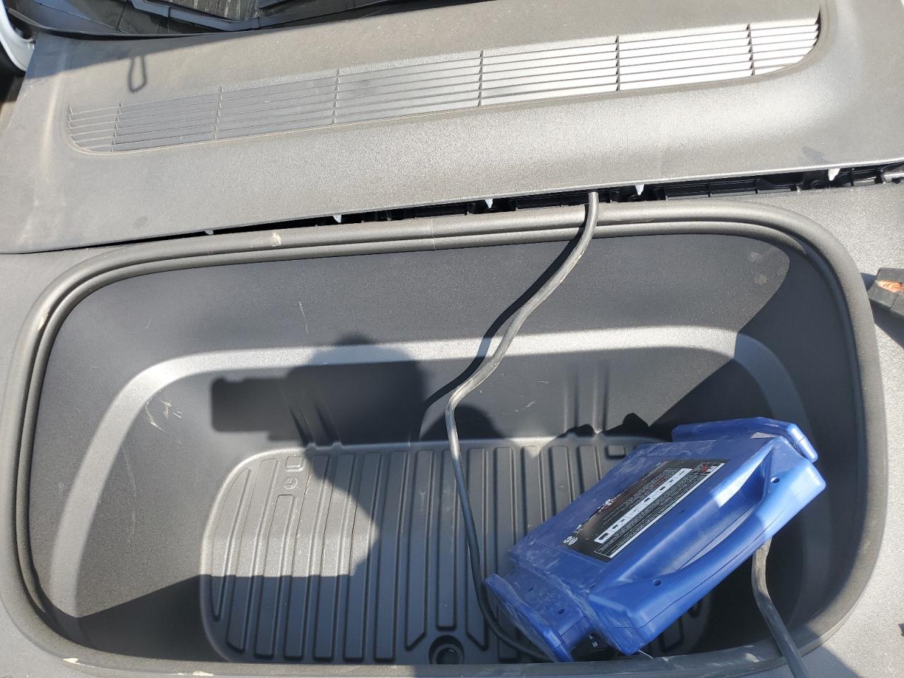 2026 Tesla Model Y VIN: 7SAYGDEE3TA449107 Lot: 82546455