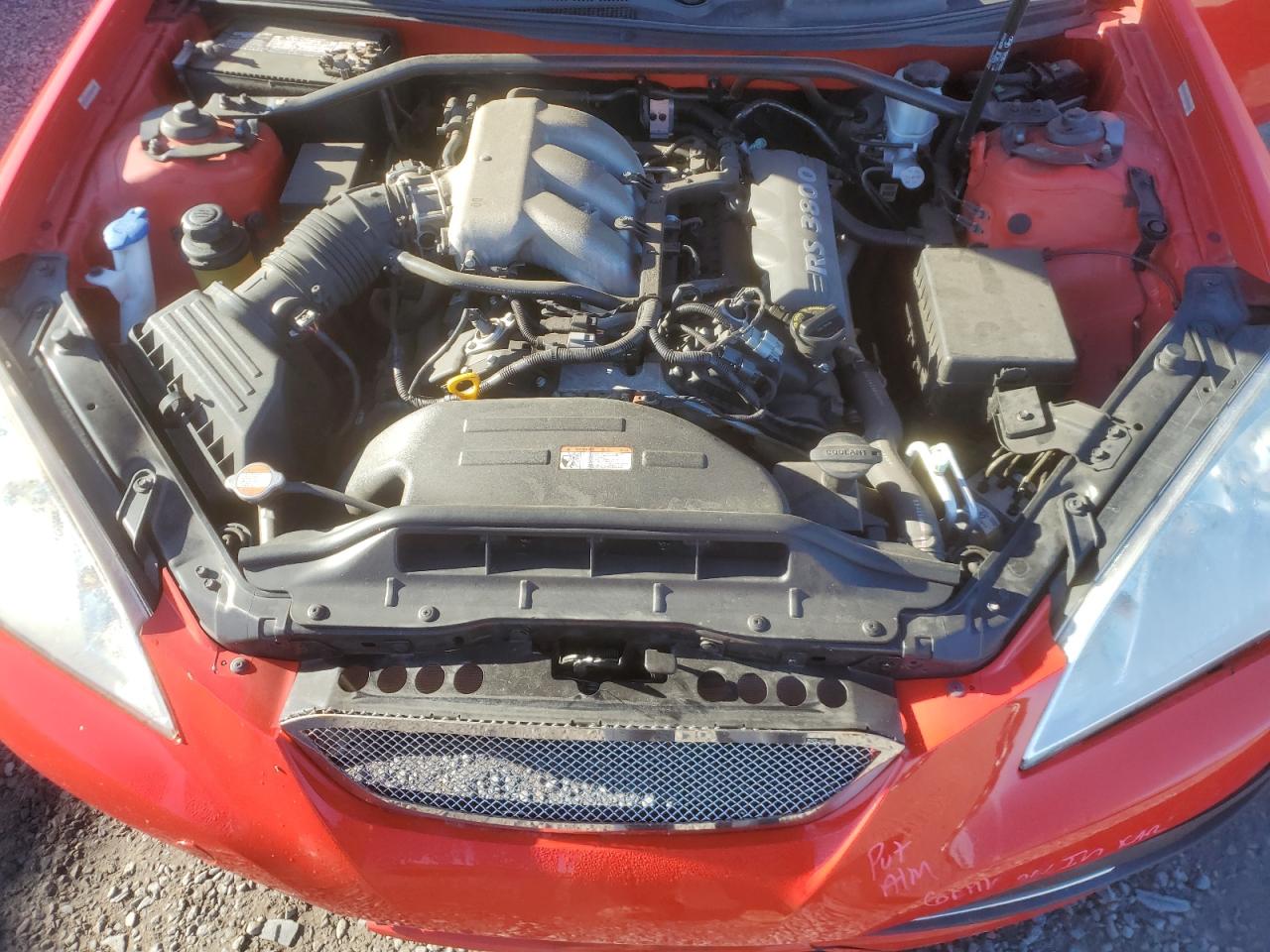 2010 Hyundai Genesis Coupe 3.8L VIN: KMHHU6KH6AU011233 Lot: 82492285