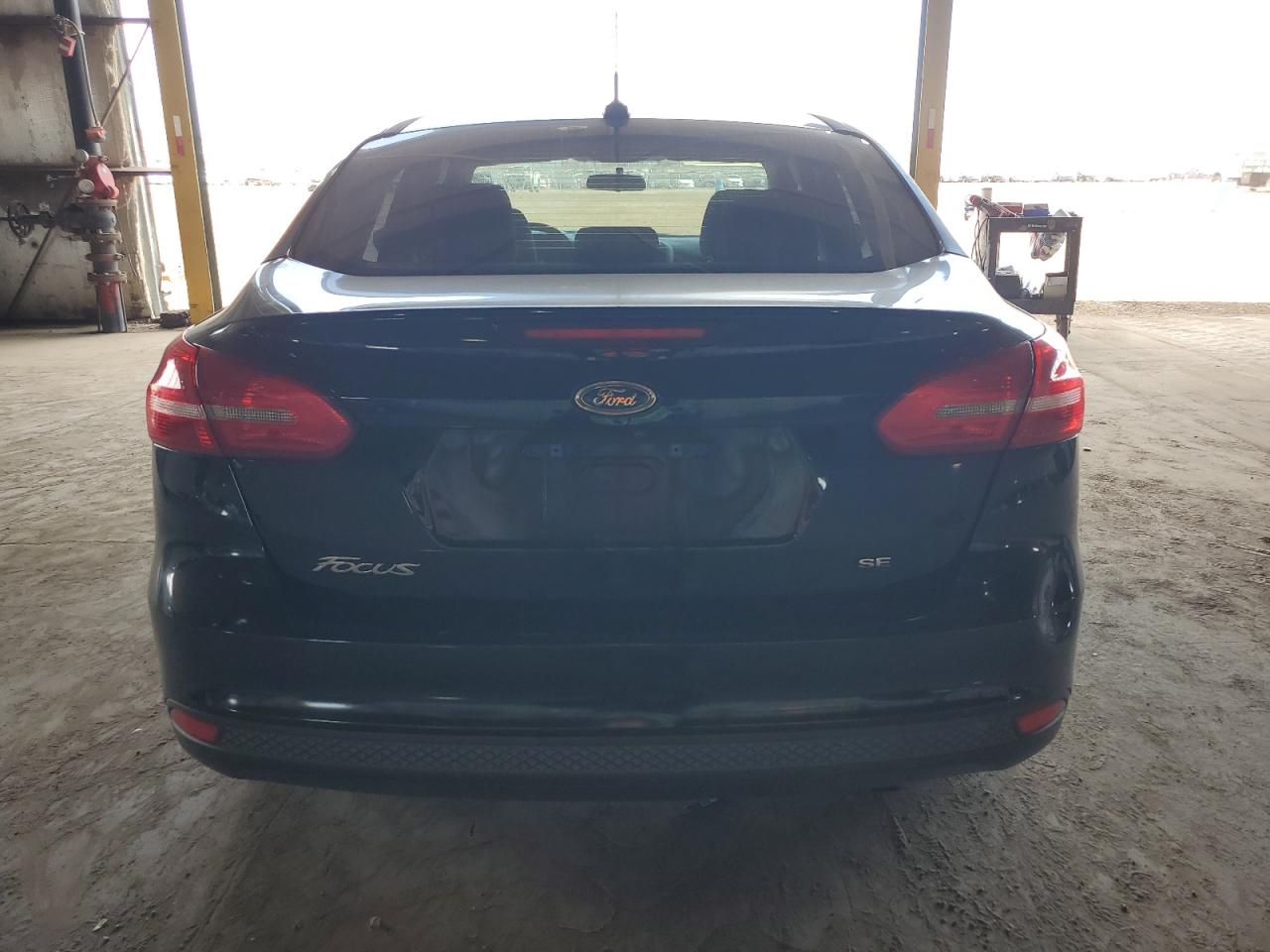 2017 Ford Focus Se VIN: 1FADP3F27HL216547 Lot: 85942855