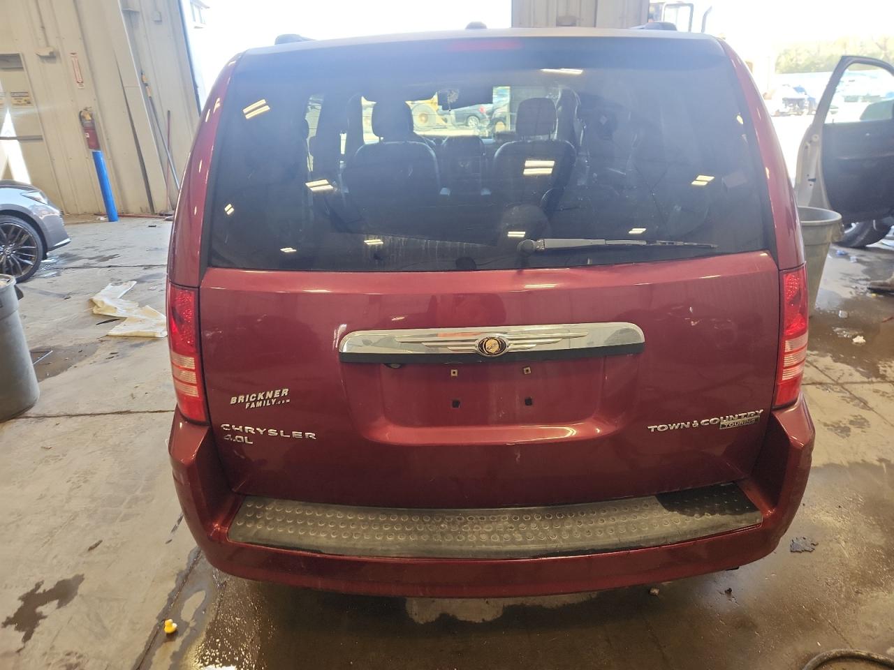 2010 Chrysler Town & Country Touring Plus VIN: 2A4RR8DX4AR495033 Lot: 85886445