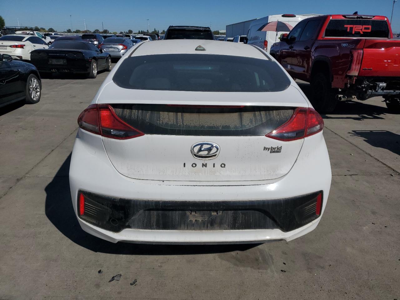 2018 Hyundai Ioniq Blue VIN: KMHC65LC8JU060869 Lot: 82252655
