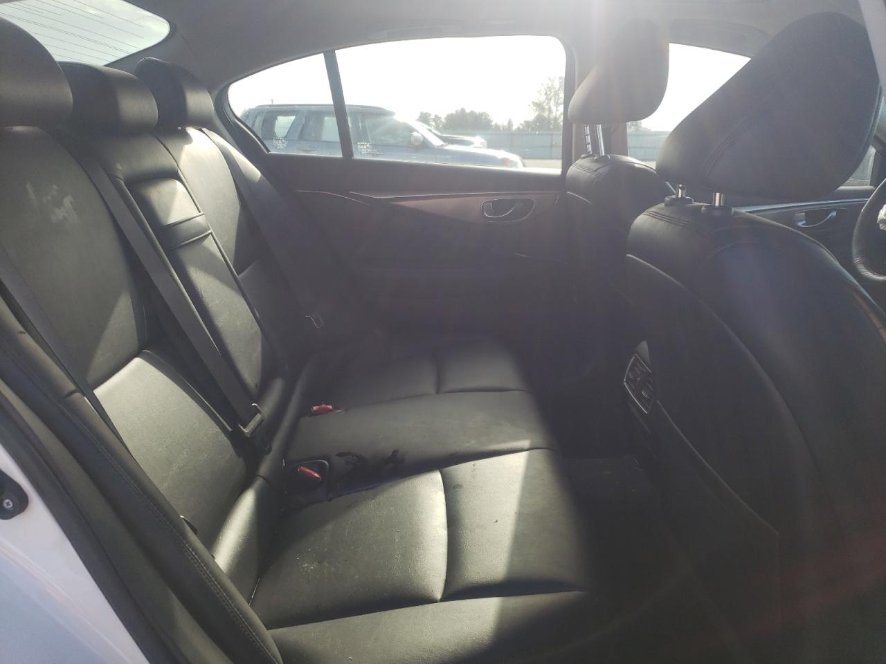 2015 Infiniti Q50 Base VIN: JN1BV7AR9FM403480 Lot: 84790165